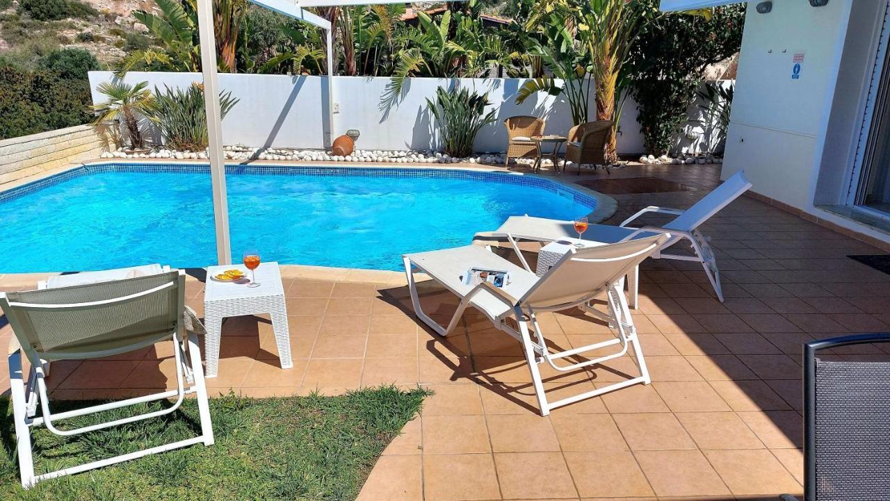 Holiday Villa Sunjoy Close To The Beach Sounion Exterior photo