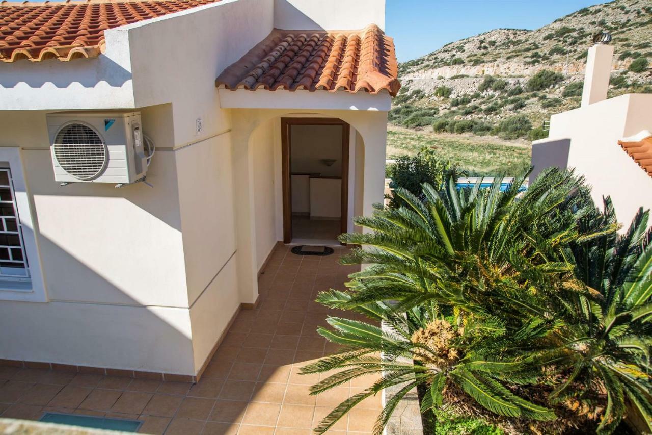 Holiday Villa Sunjoy Close To The Beach Sounion Exterior photo